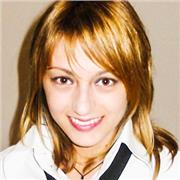 Elvira Buttiglione, insegnante di diritto, Economia e disponibile per licei, medie ed elementari